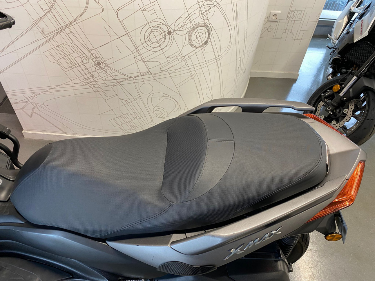 YAMAHA X-MAX 300 - 92€/mois*