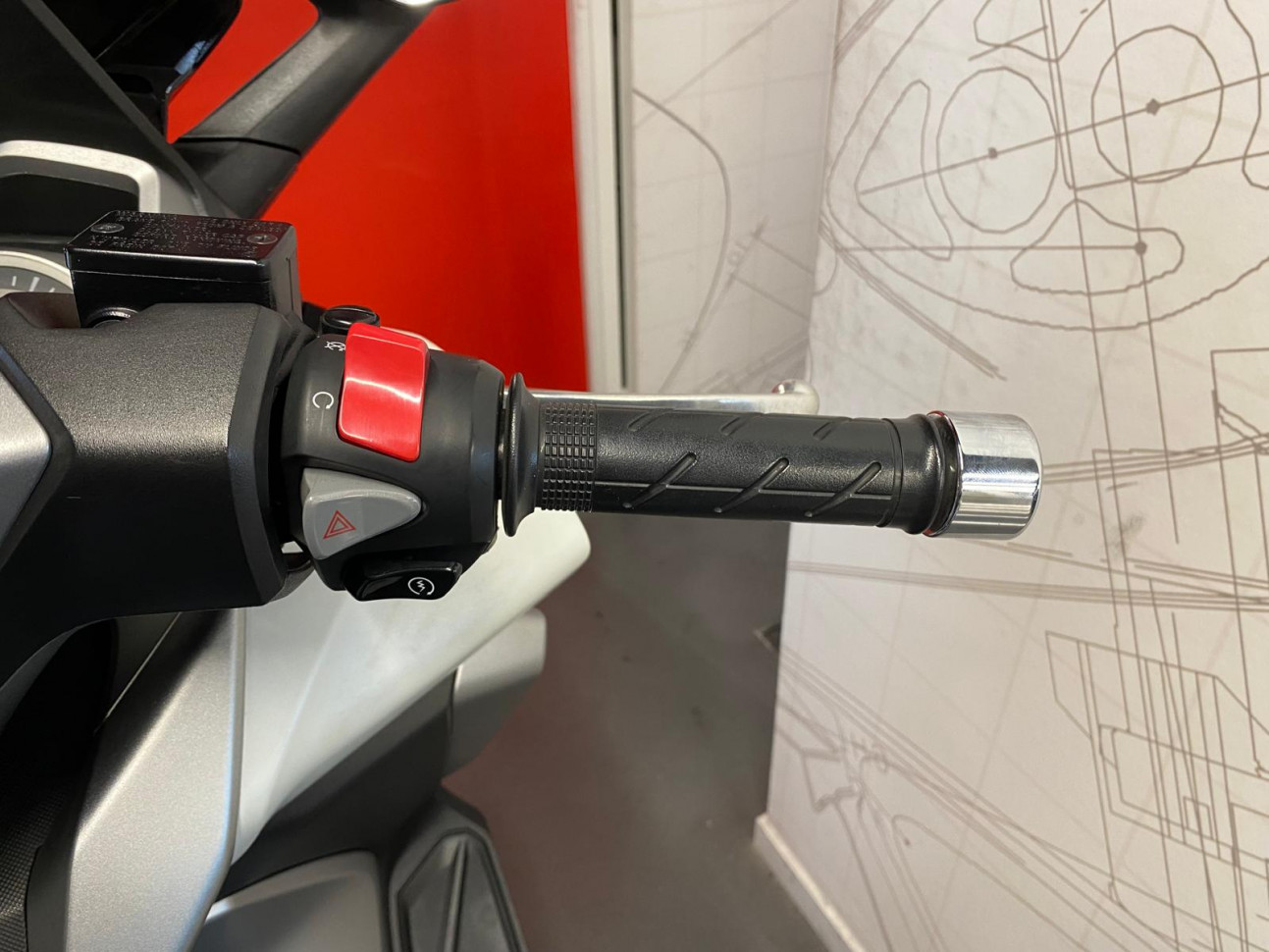 HONDA FORZA 300 Smart TopBox ABS - GARANTIE 12 MOIS - 96.10€/Mois*