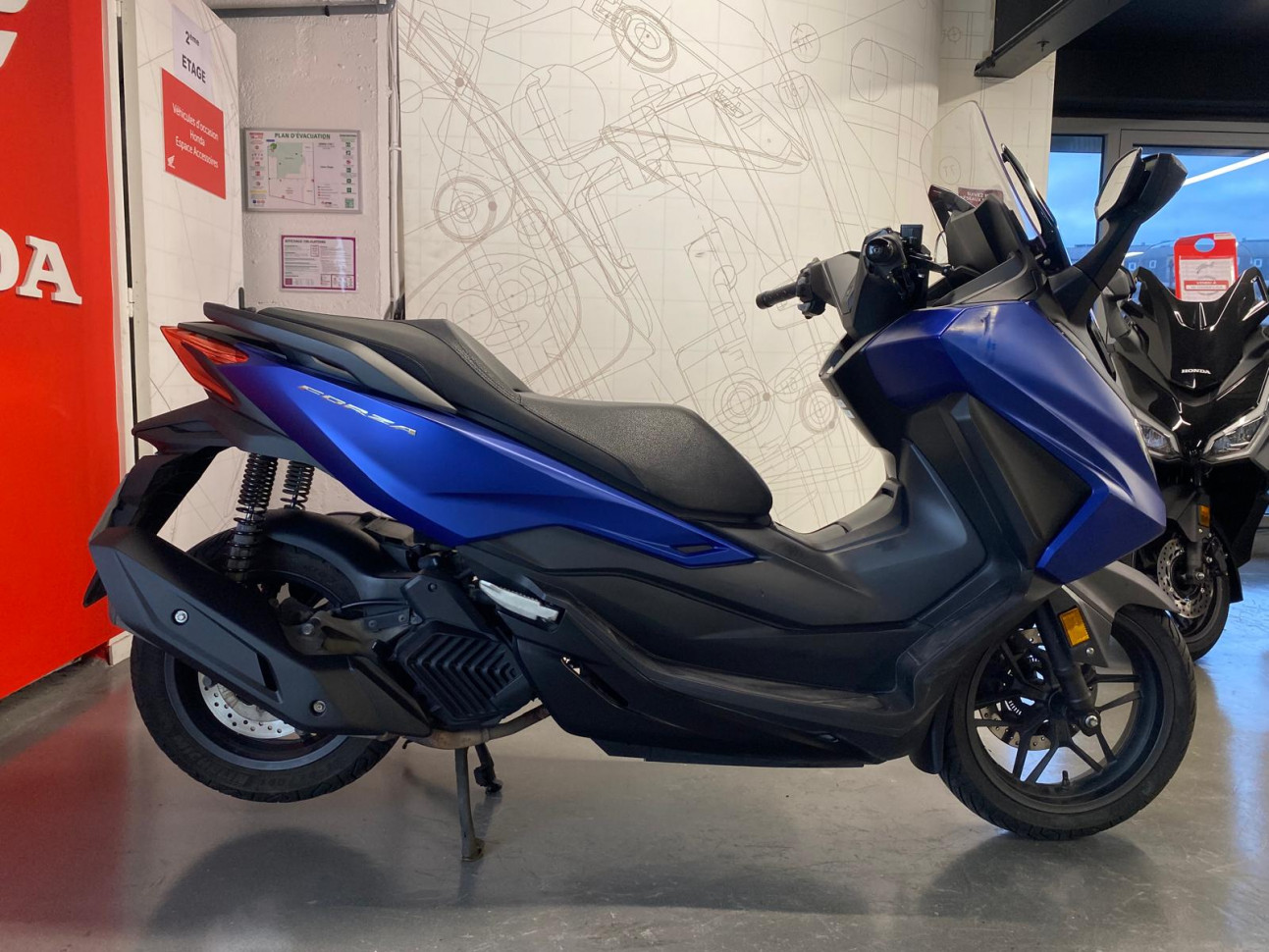 HONDA FORZA 125 - 87.73 €/mois*