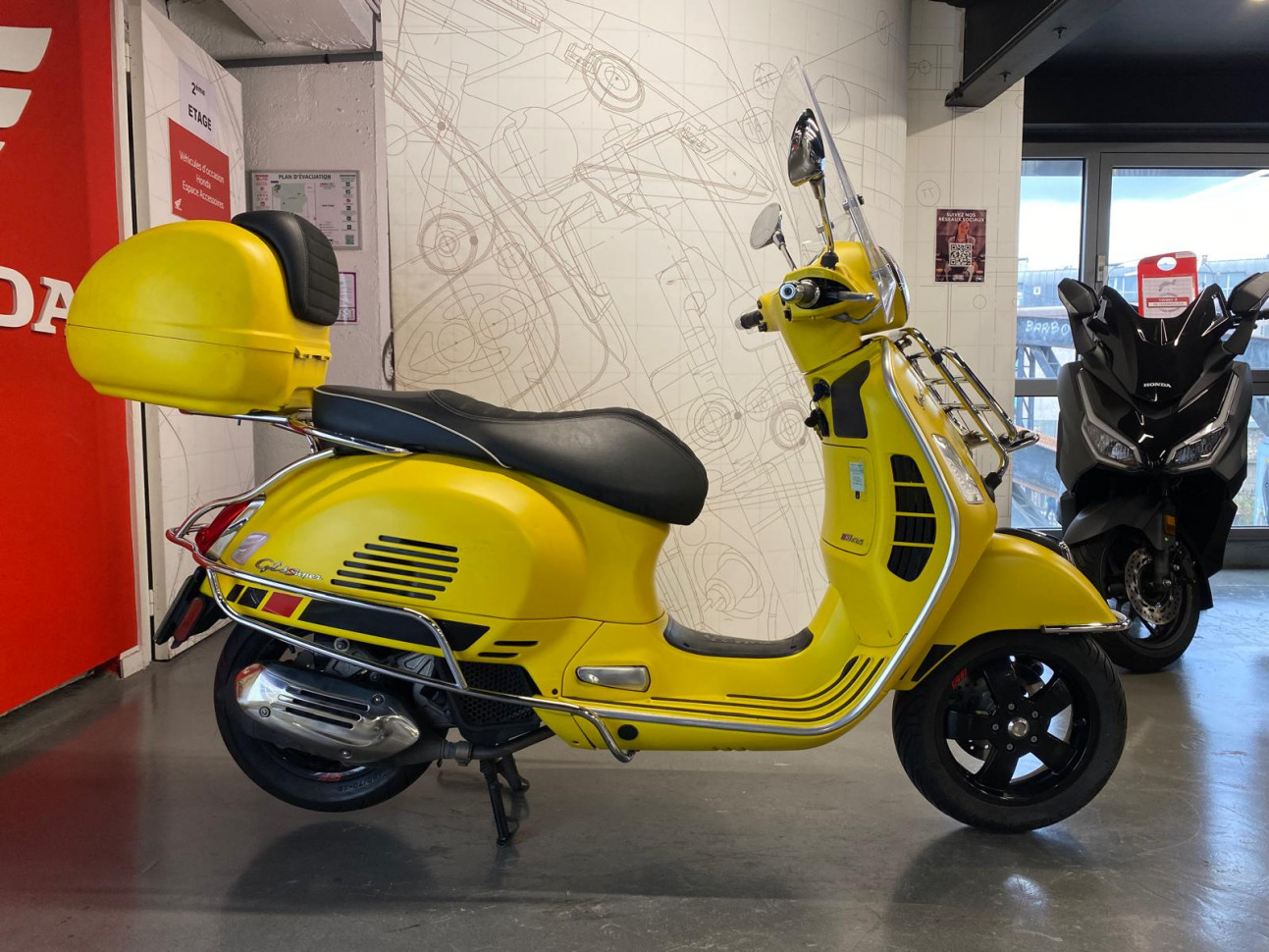 VESPA GTS 125IE SUPER - DEPOT VENTE