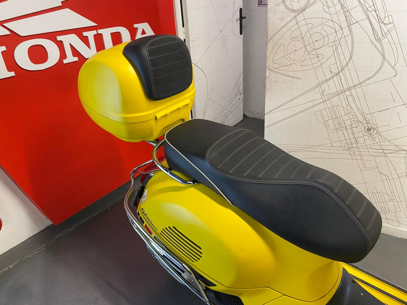 VESPA GTS 125IE SUPER - DEPOT VENTE