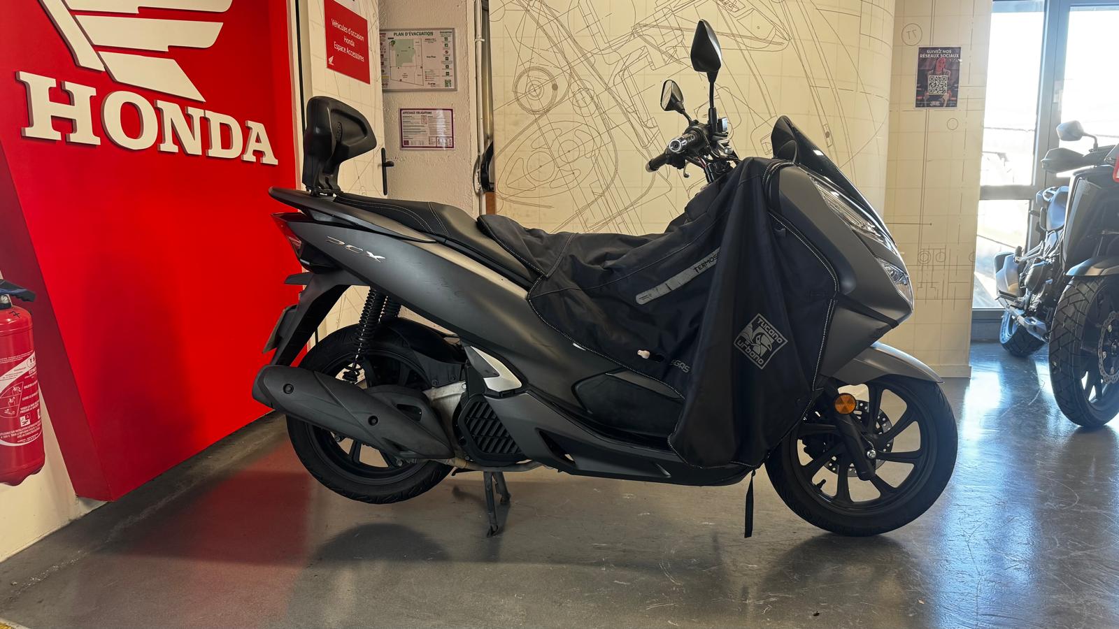 HONDA PCX 125 ABS / 1ERE MAIN GARANTIE 12 MOIS