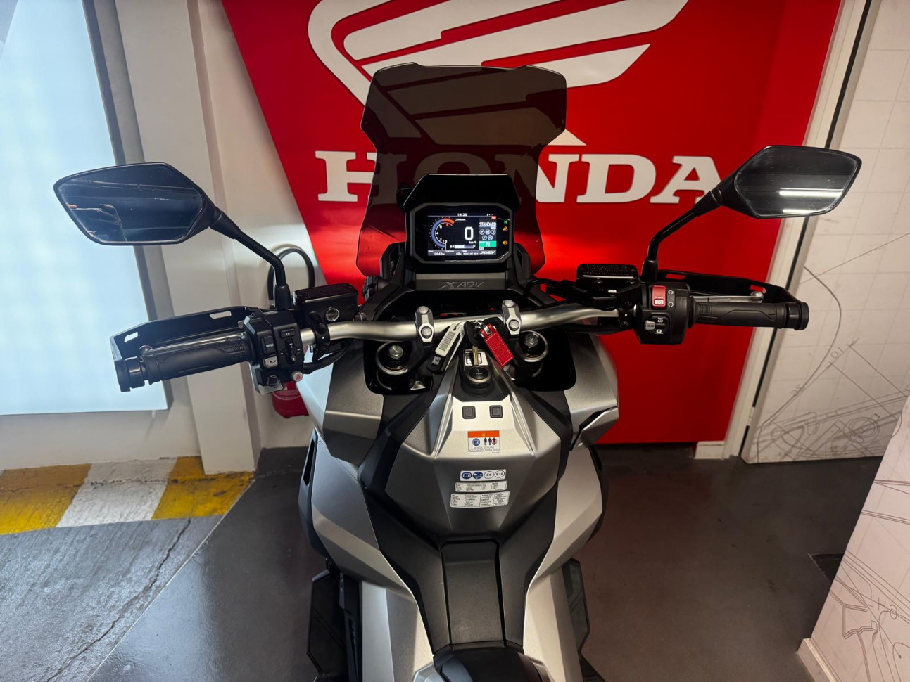 HONDA X-ADV 750 BRIDABLE A2 - 169€/MOIS*