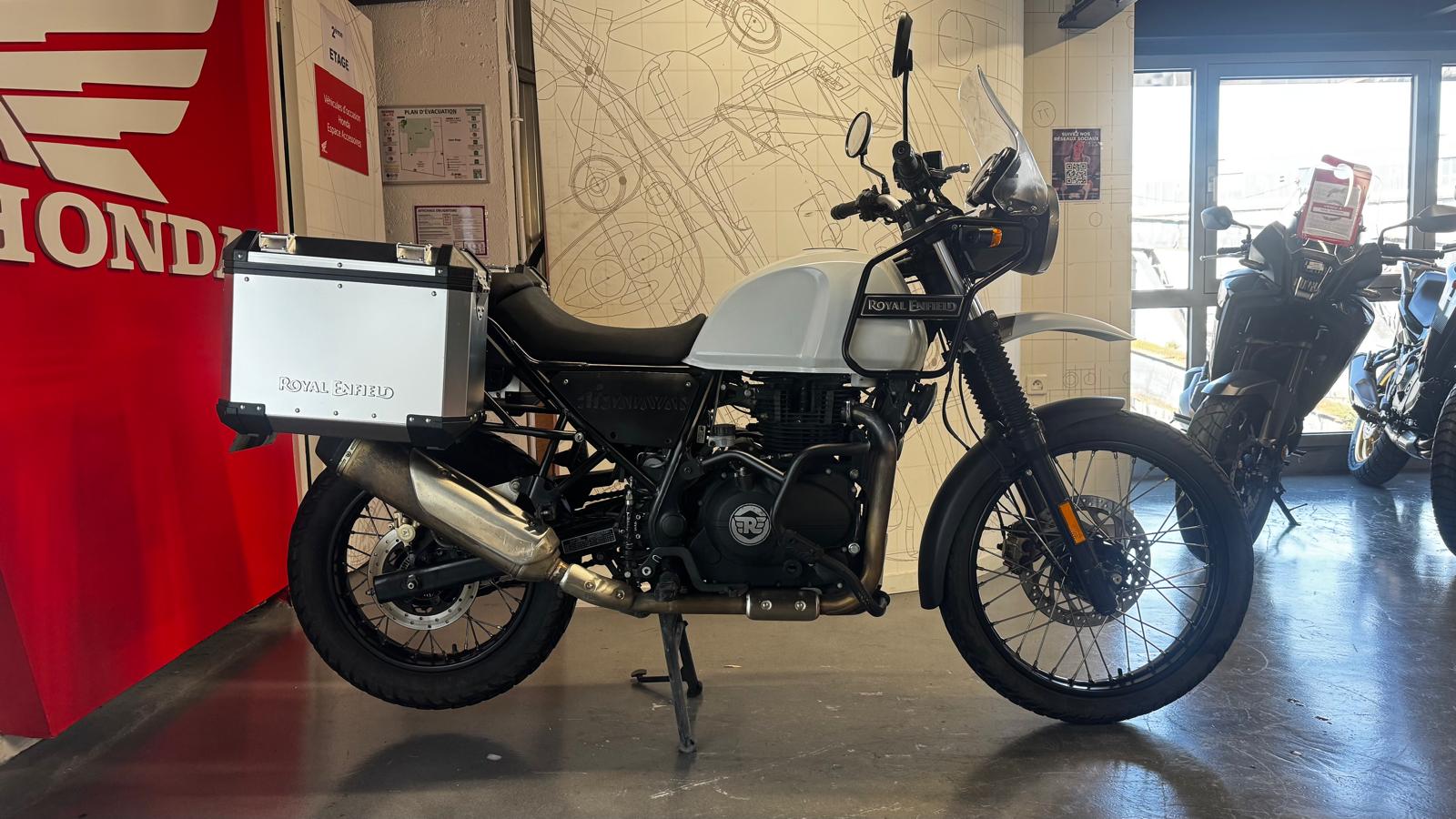 ROYAL ENFIELD HYMALAYAN 400 ABS A2 / GARANTIE 12 MOIS