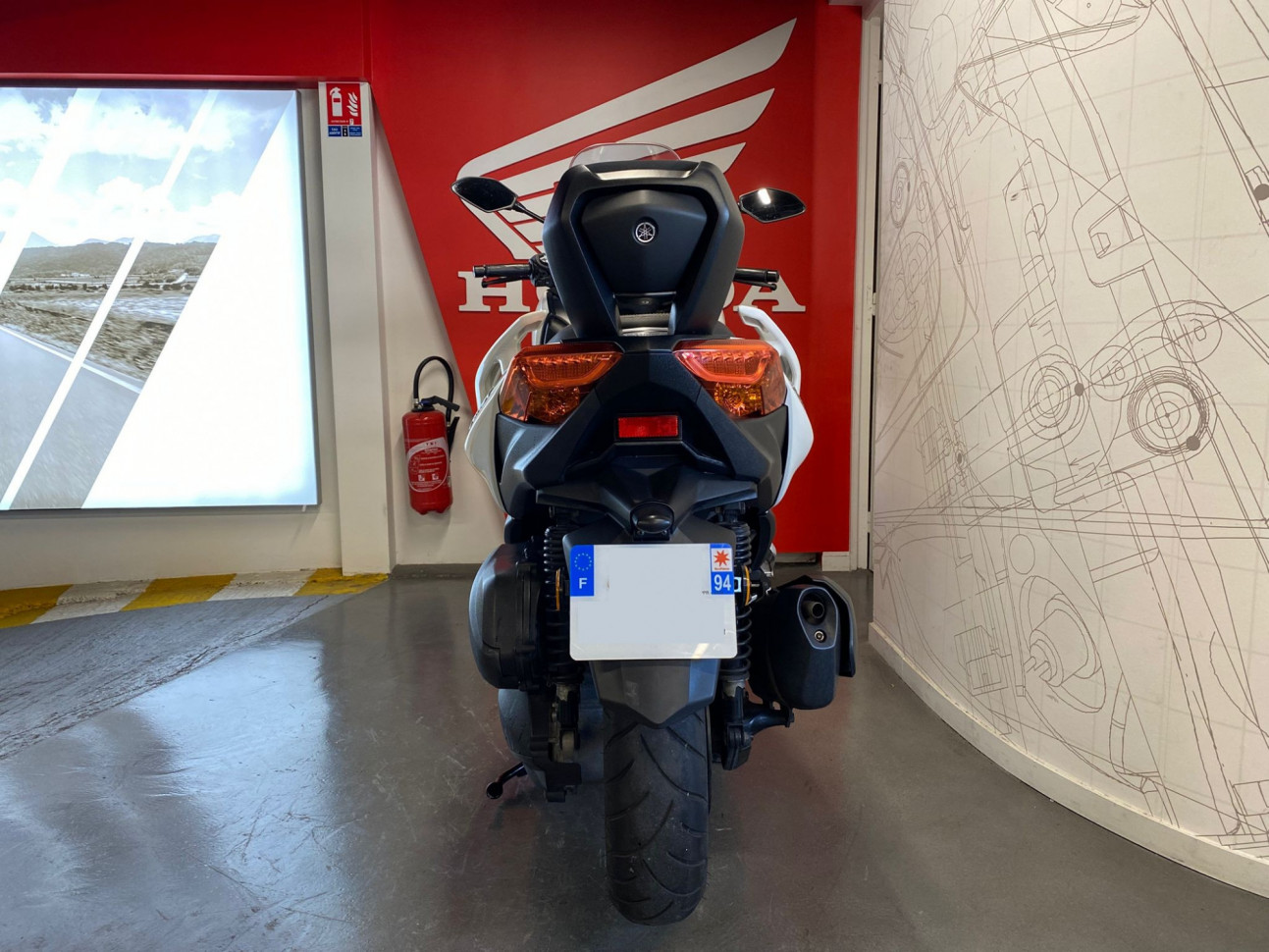 YAMAHA X-MAX 300 ABS - Garantie 12 mois - 118€/mois*