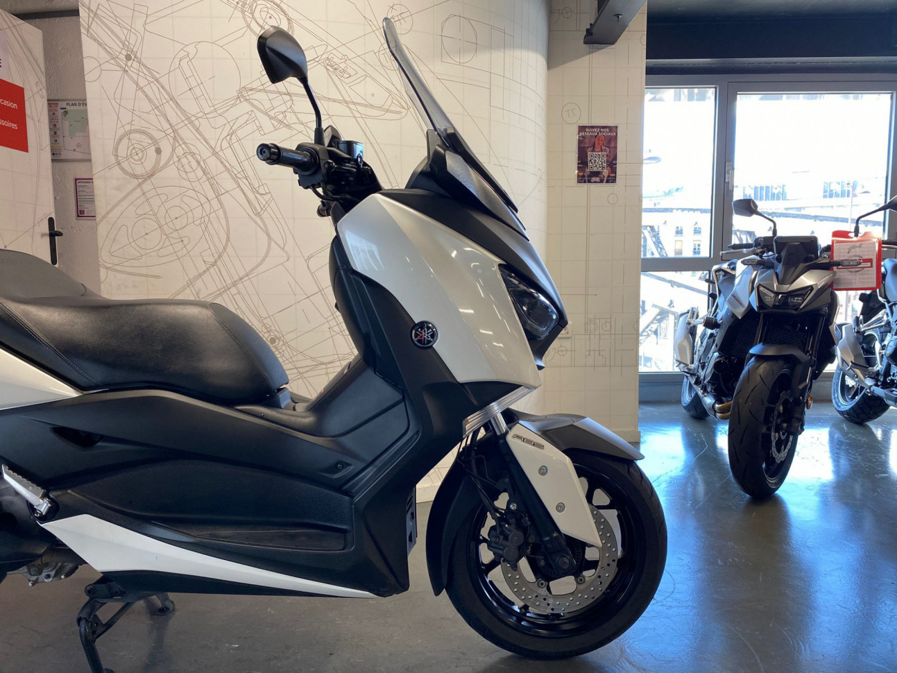 YAMAHA X-MAX 300 ABS - Garantie 12 mois - 118€/mois*