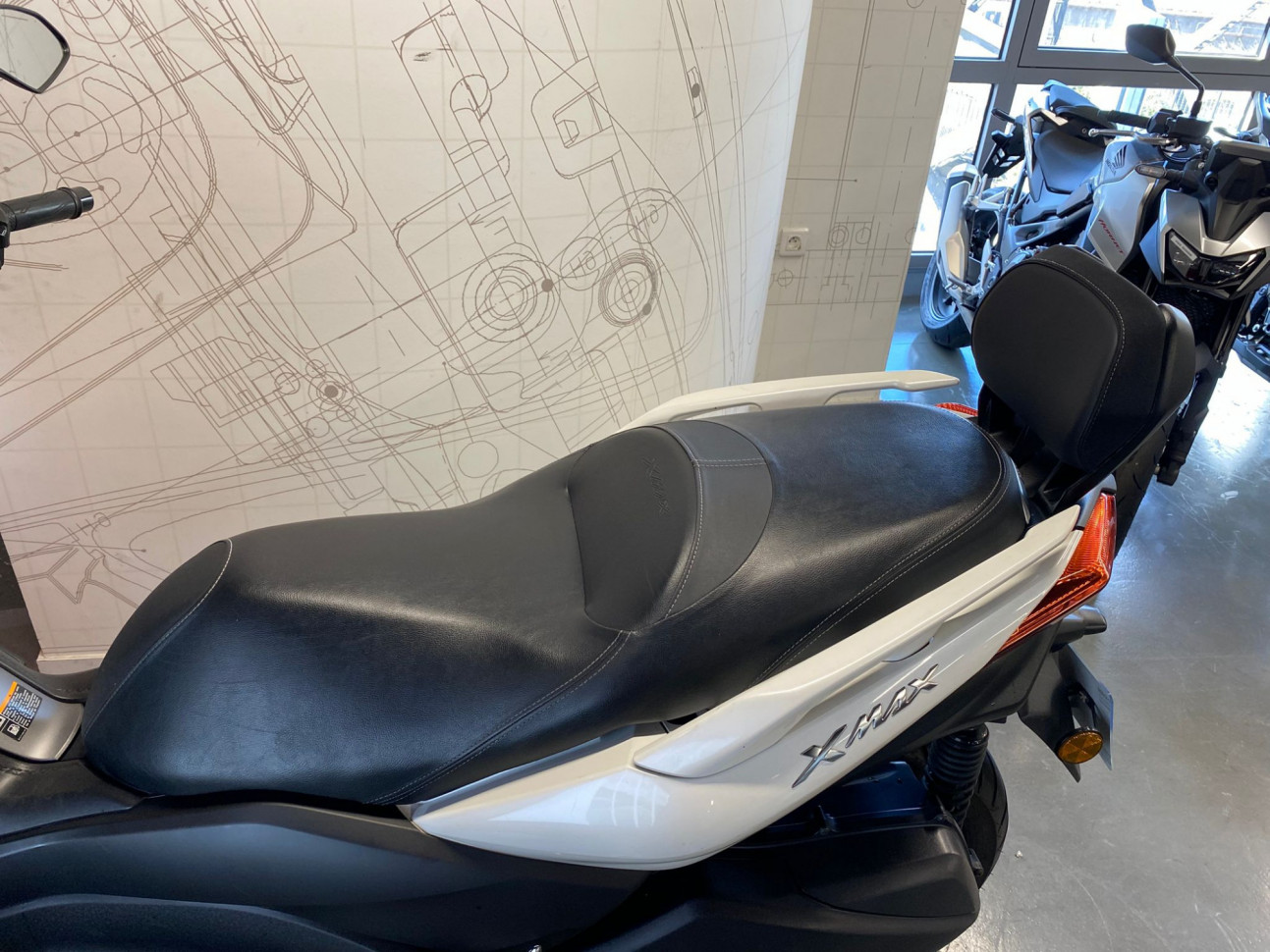 YAMAHA X-MAX 300 ABS - Garantie 12 mois - 118€/mois*
